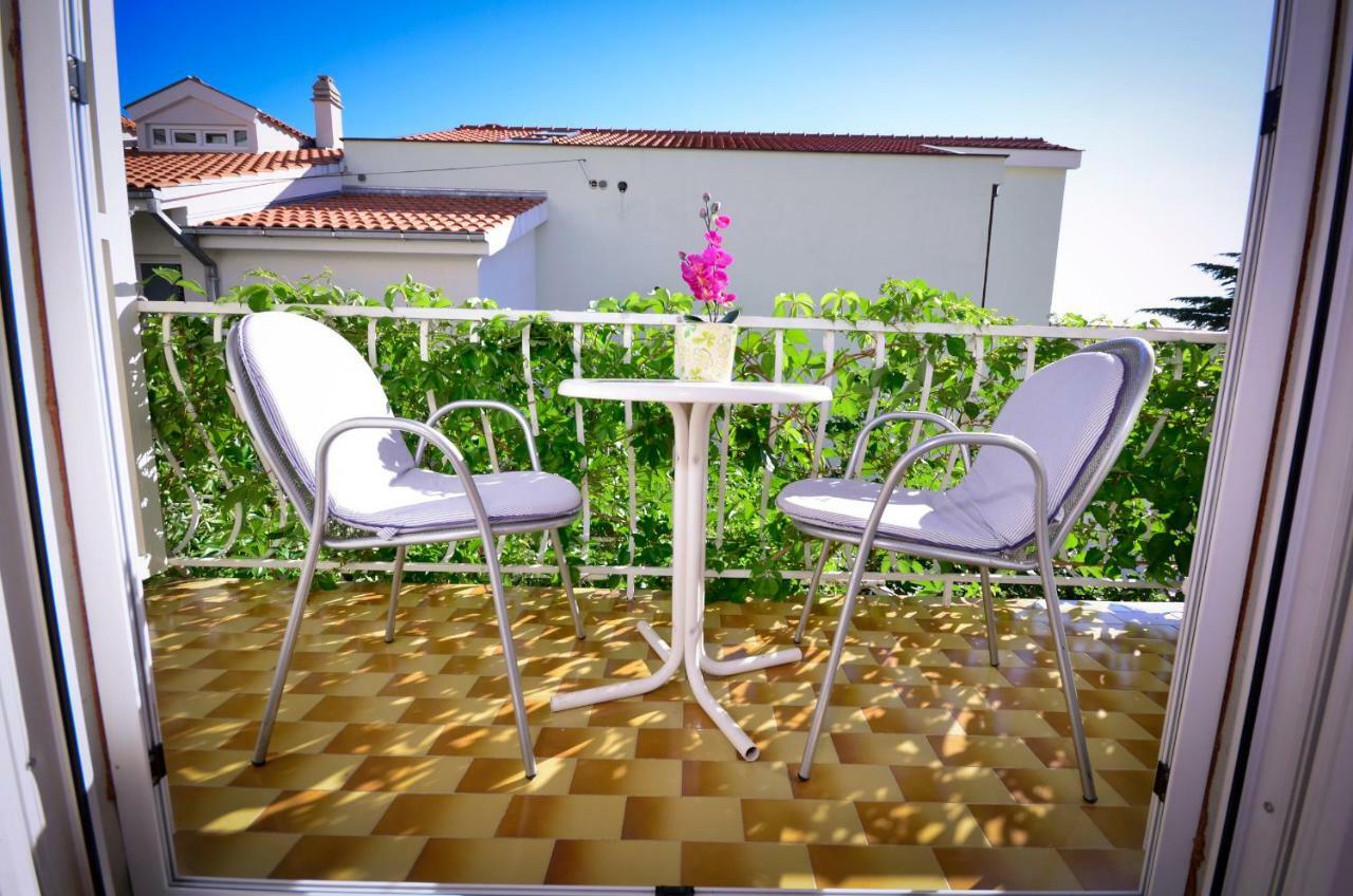 Apartments Vekic Makarska Kamer foto